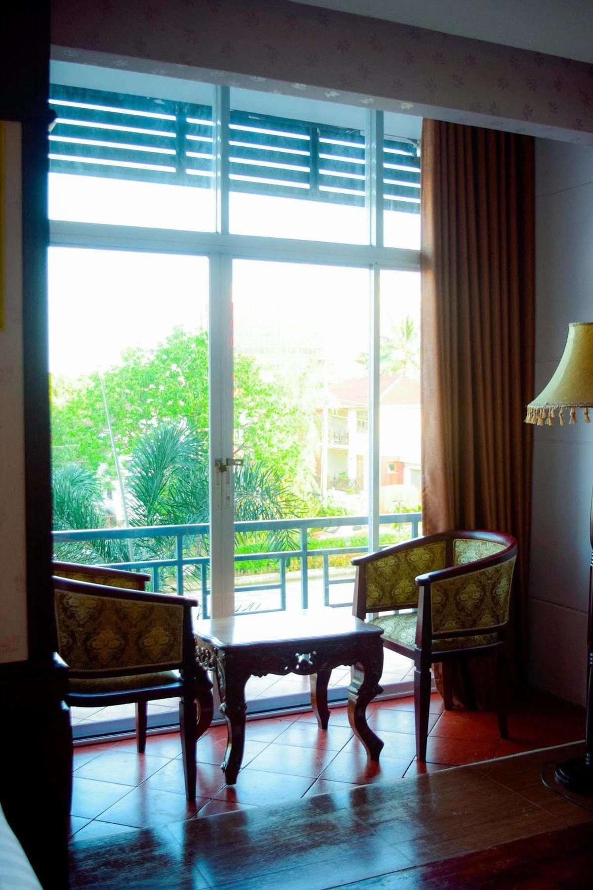 Vientiane Golden Sun Hotel Екстериор снимка