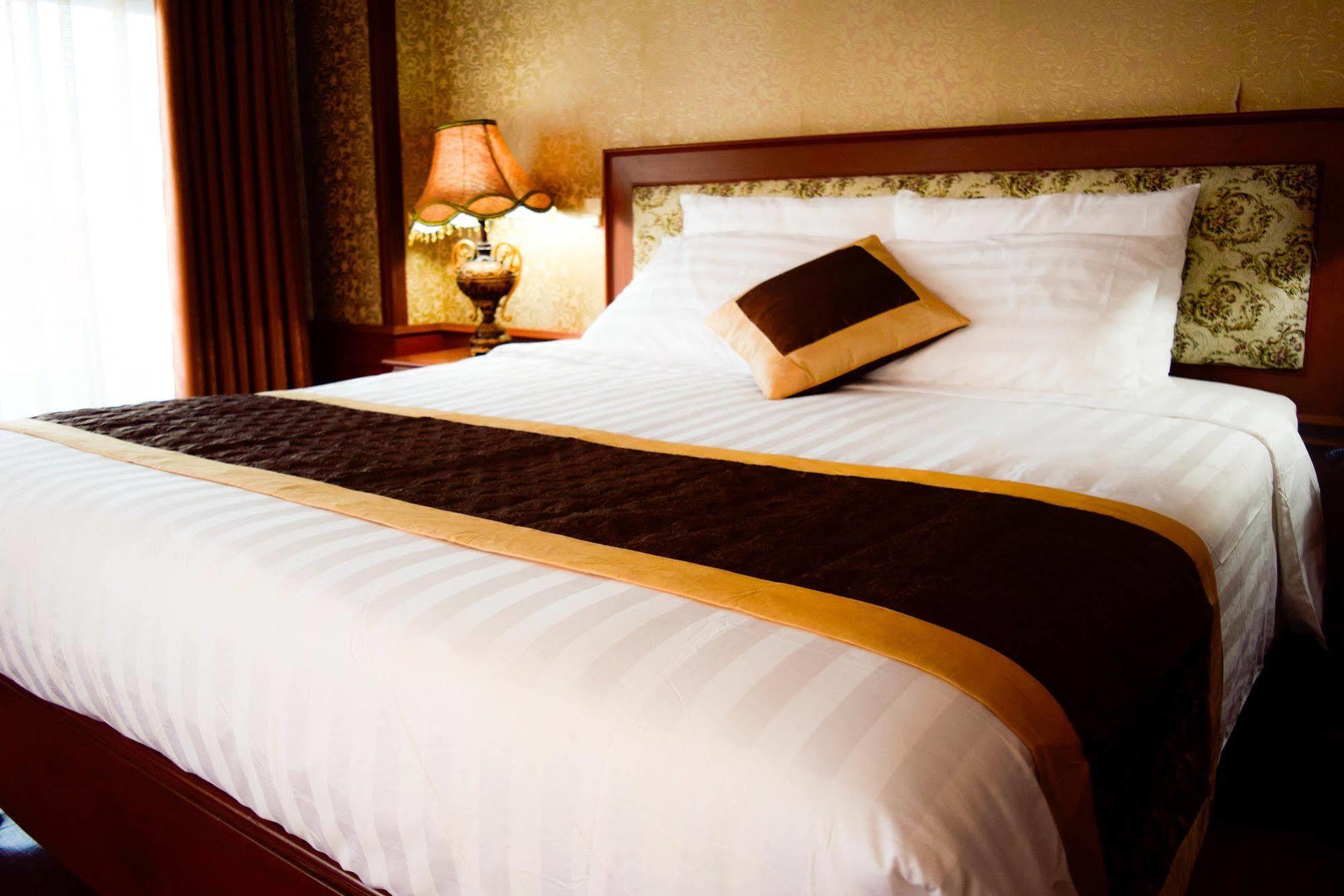 Vientiane Golden Sun Hotel Екстериор снимка